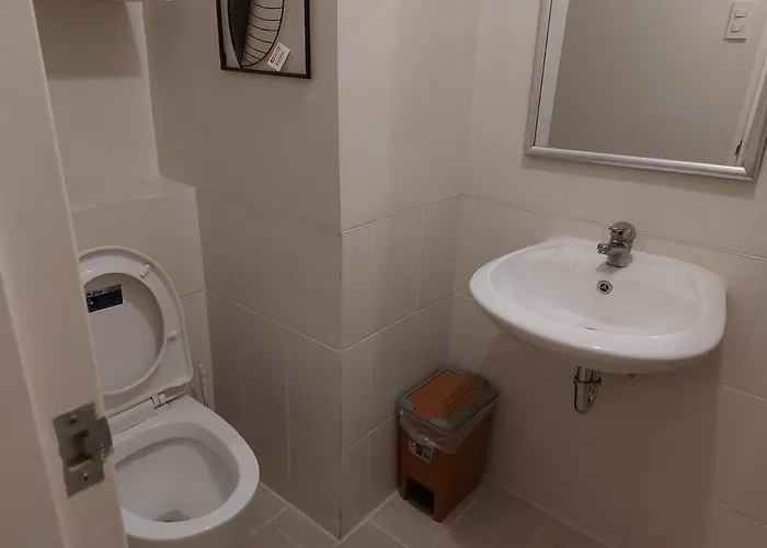 Flair Towers Staycation Apartment