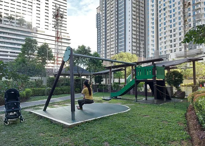 Flair Towers Staycation Apartment *