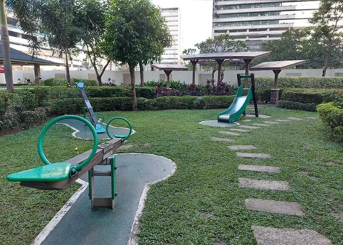 Flair Towers Staycation Apartment Manila
